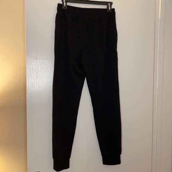 Gymshark Black joggers - Picture 2 of 4
